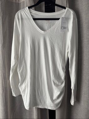 Classic maternity V-Neck Long Sleeve Women's Top — White